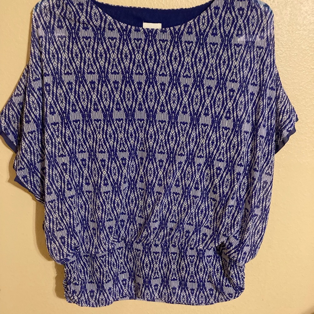 Chicos Blouse Size 2 which is a M/L